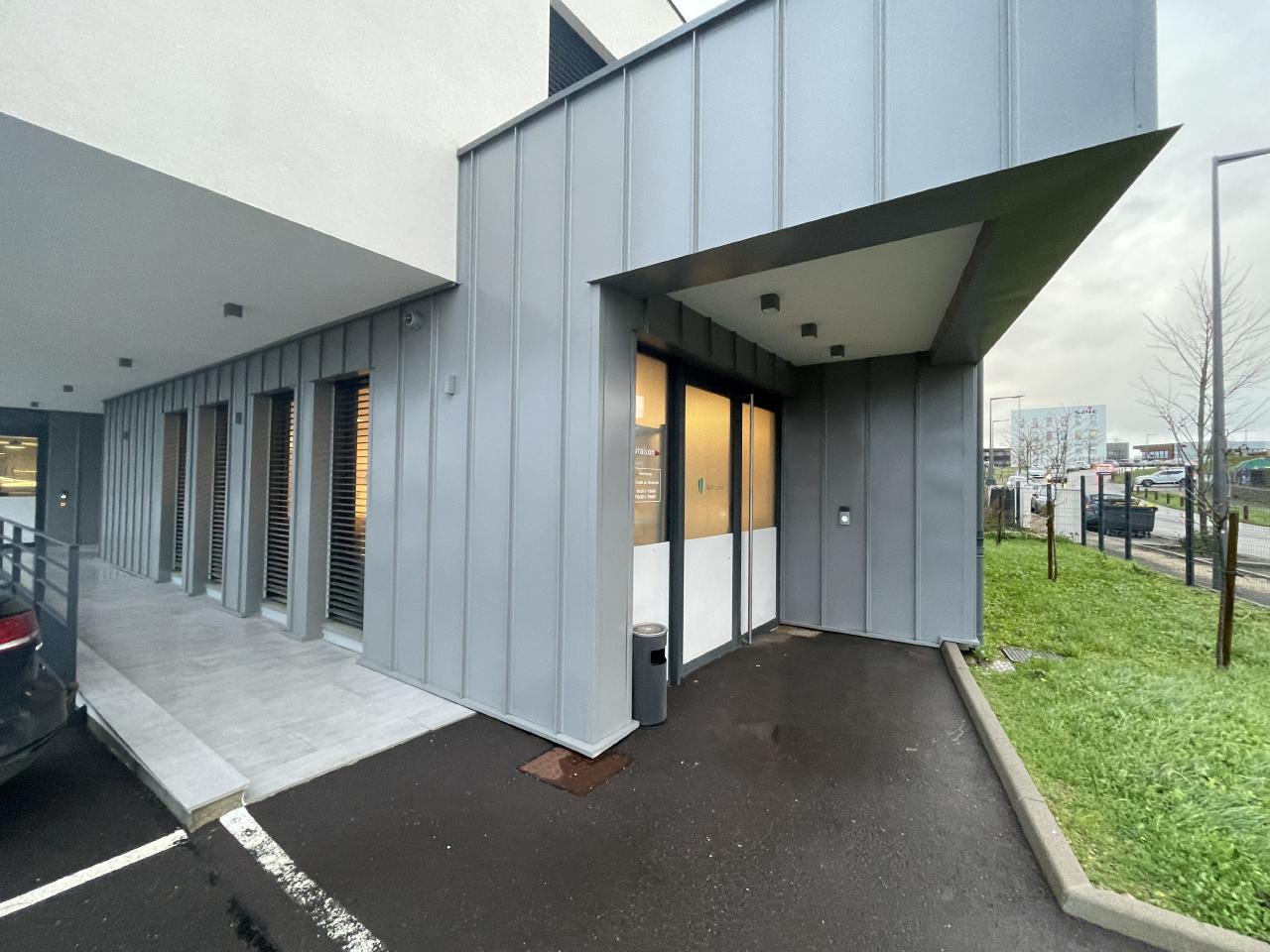 Bureau Pange 125m² Location bureau Pange Moselle OLBUR2308601 2